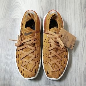 Nike Space Hippie 04